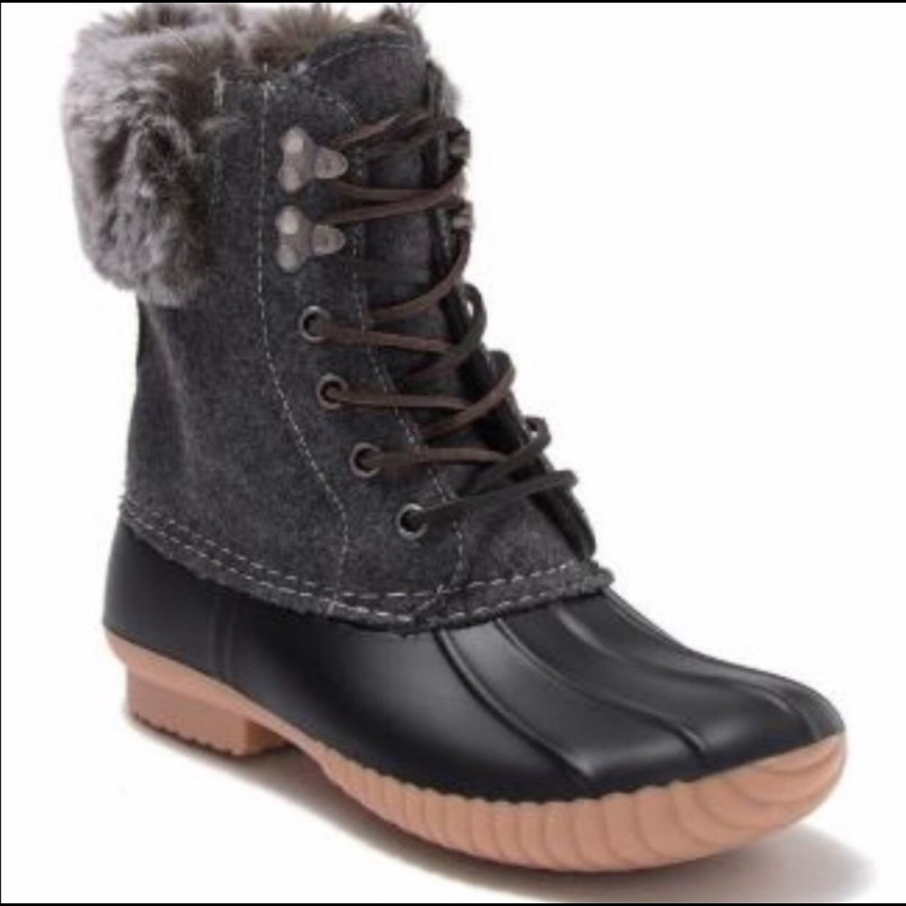 REPORT-NWOT URSELA FAUX FUR TRIMMED DUCK BOOT.